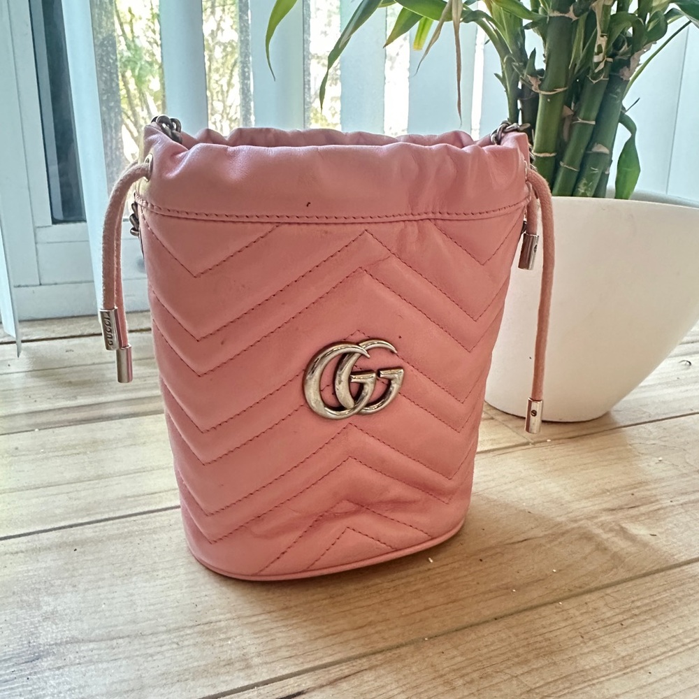 Gucci Women's Bucket Bag Marmont GG Mini Matelasse Pink Quilted Leather DM